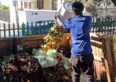 From a banana peel to black gold. How Gooi is turning waste into work